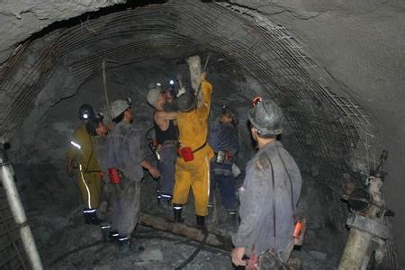 石阡工程爆破中的危险因素分析以及应对工程爆破危险的措施